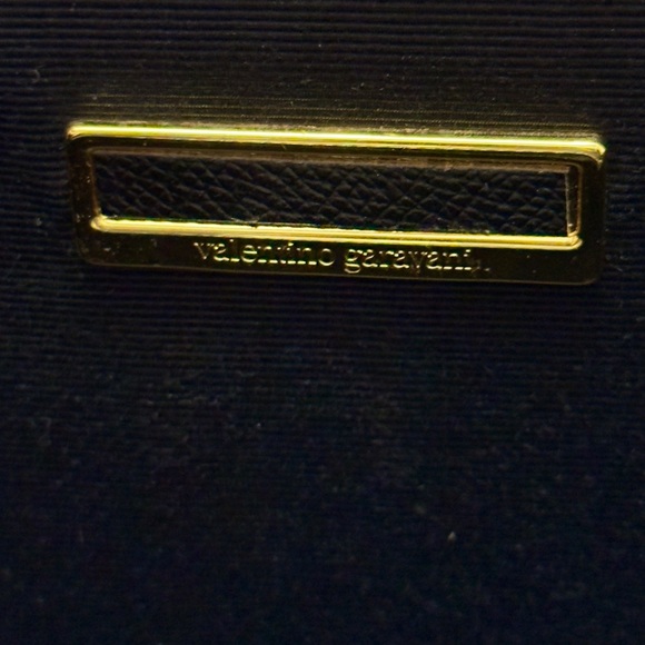 New Vintage VLTN Black Leather Clutch w Tassel - Picture 6 of 10